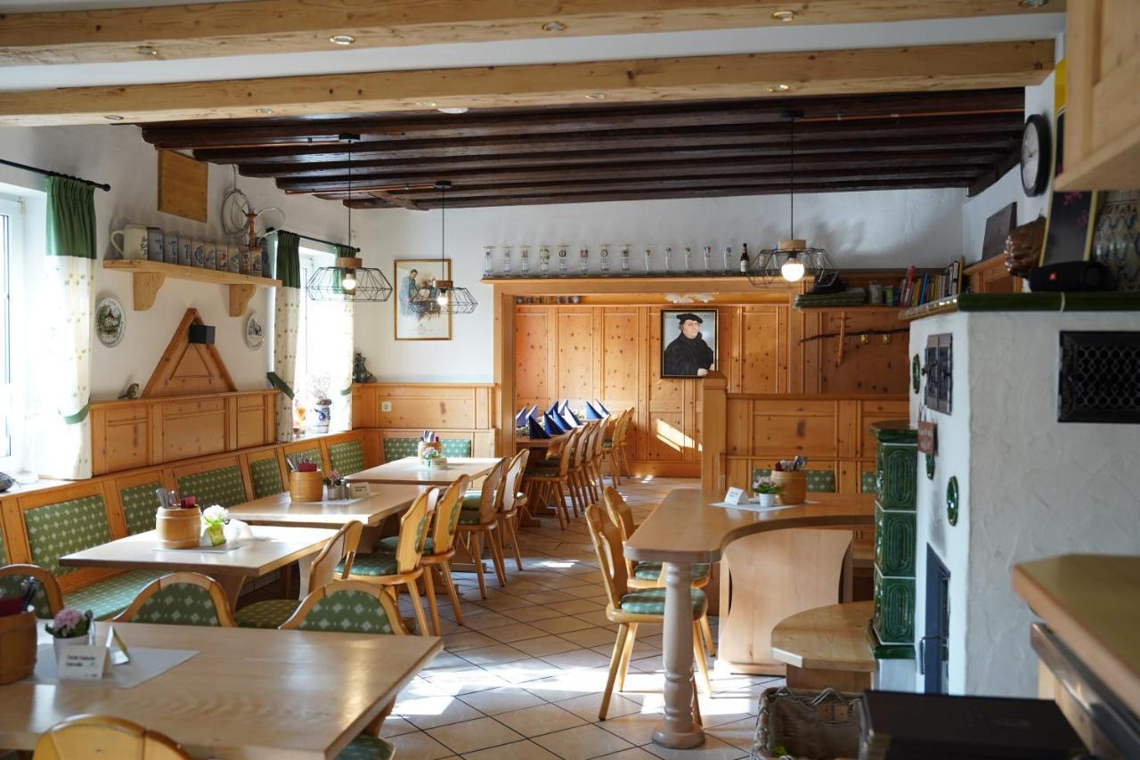 Hotel Gasthof Weisser Loewe Burgthann 外观 照片